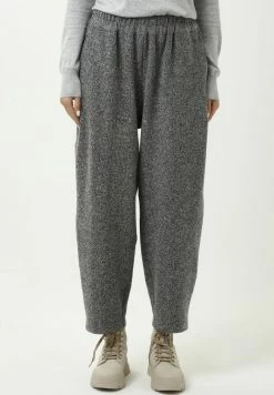 Madam-T HOSE VULA - Pantalon De Survêtement - Black