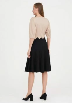 Madam-T ERGO - Robe De Jour - Beige/blah -Madam-T Soldes 2022 0389240d10314c8b95a4256fcc318505