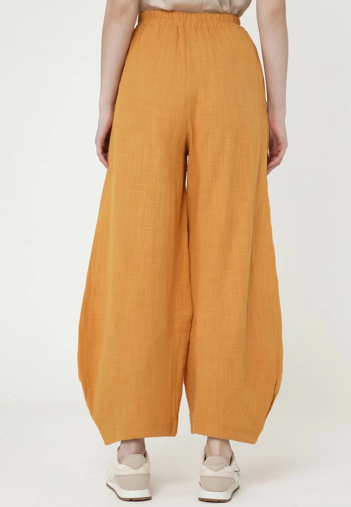 Madam-T ANNELISA - Pantalon Classique - Gelb 3 Madam-T ANNELISA - Pantalon Classique - Gelb – Image 3