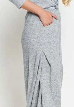 Madam-T POLLI - Pantalon Classique - Grau -Madam-T Soldes 2022 08055658da4f42a99c4c2a9671590361