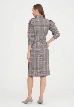 Madam-T MARENA - Robe De Jour - Grünes Leder/ Olegine Rot -Madam-T Soldes 2022 09bf1f1dc5ca4863bdd0f7923568bd36