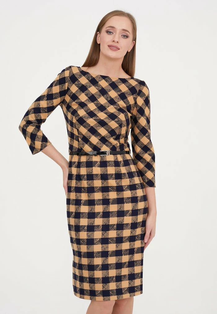 Madam-T MUARA - Robe Fourreau - Beige/blau 1 Madam-T MUARA - Robe Fourreau - Beige/blau