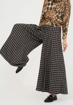 Madam-T GIZA - Pantalon Classique - Beige/black -Madam-T Soldes 2022 0cd2c942fe394ed5a9804ca7bfd7d370