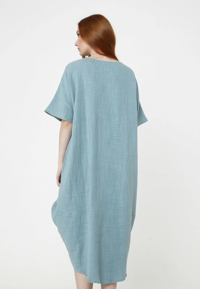 Madam-T ASHLEY - Robe De Jour - Blue Grey 3 Madam-T ASHLEY - Robe De Jour - Blue Grey – Image 3