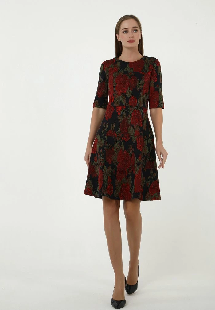 Madam-T Robe De Jour - Schwarz Terrakotta 1 Madam-T Robe De Jour - Schwarz Terrakotta