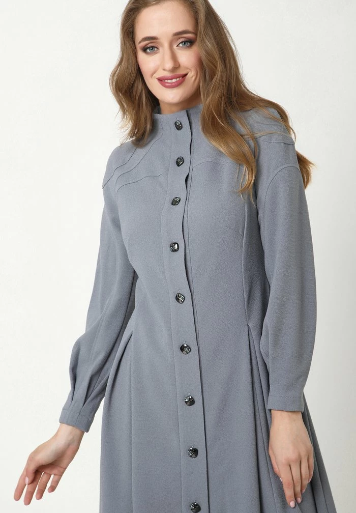 Madam-T LIVARA - Robe Chemise - Lichtgrau 4 Madam-T LIVARA - Robe Chemise - Lichtgrau – Image 4