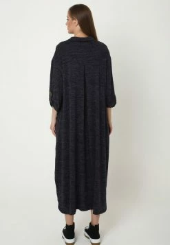 Madam-T GILBERTA - Robe Pull - Blau -Madam-T Soldes 2022 155e6917a8ac44138dd8159856d56689