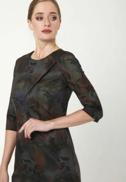 Madam-T JERSEYKLEID - Robe En Jersey - Grau Braun -Madam-T Soldes 2022 15e2fa83e8fb4aa6b6321e778b6beccd