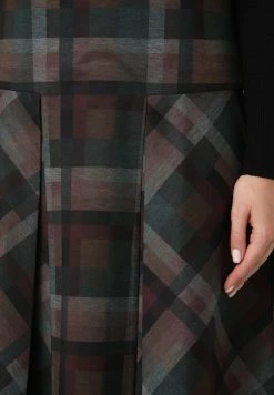 Madam-T GASCONA - Robe De Jour - Grün/braun -Madam-T Soldes 2022 160446733b544c688fdaa267b7dcad8a