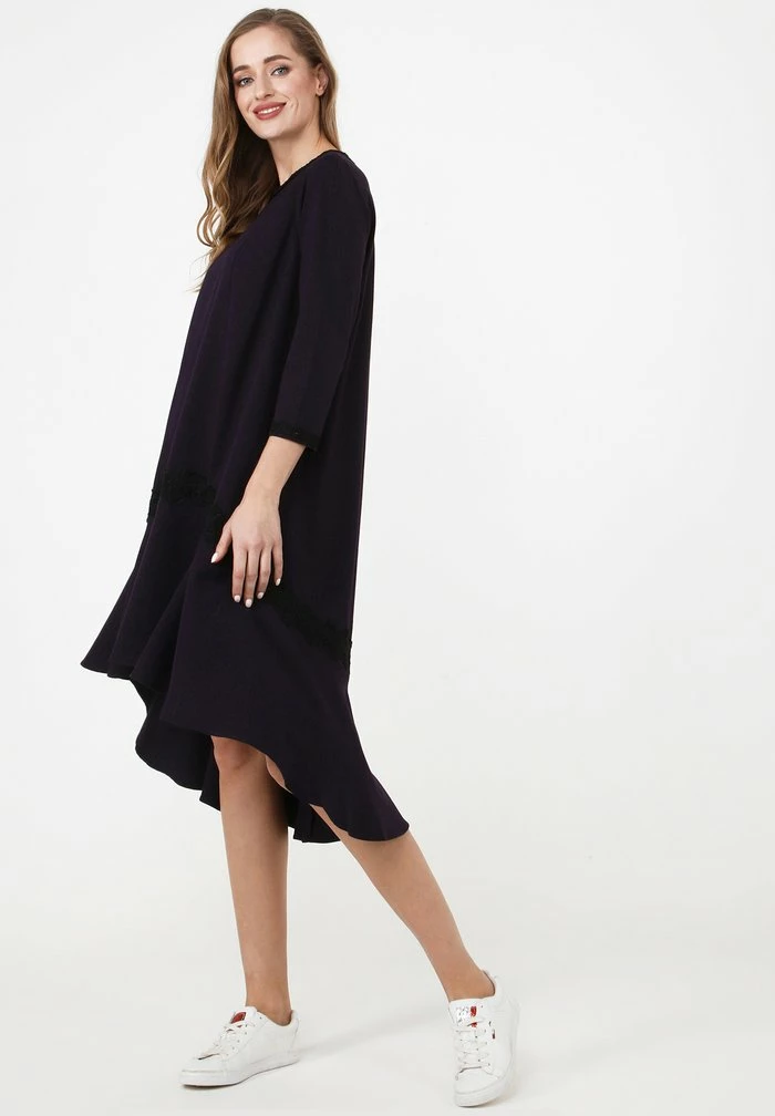 Madam-T Robe De Jour - Pflaume 5 Madam-T Robe De Jour - Pflaume – Image 5