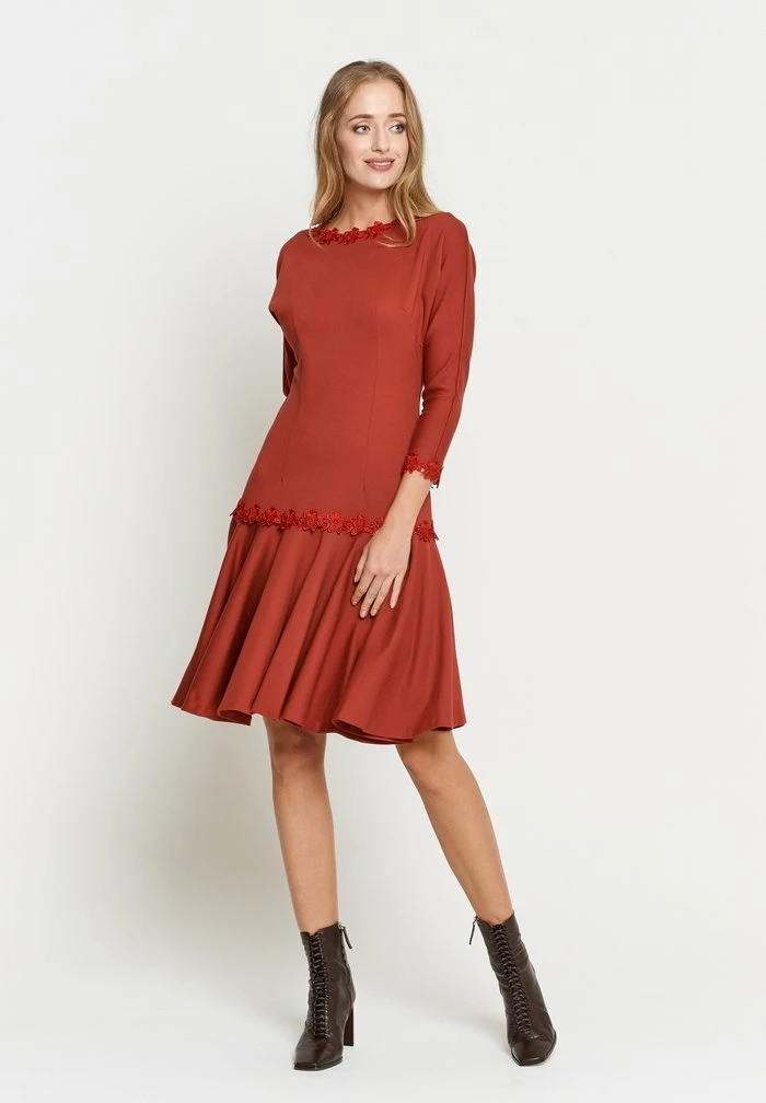 Madam-T SAMARA - Robe De Jour - Terrakotta 2 Madam-T SAMARA - Robe De Jour - Terrakotta – Image 2