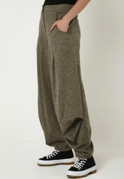 Madam-T AZZERA - Pantalon Classique - Khakifarben -Madam-T Soldes 2022 1bd5626cbeed41feb485d1fbc6c56204