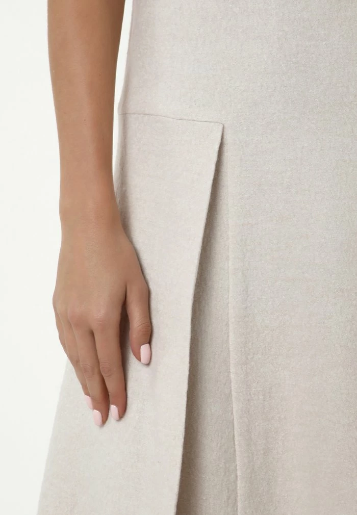 Madam-T GASCONA - Robe De Jour - Creme 6 Madam-T GASCONA - Robe De Jour - Creme – Image 6