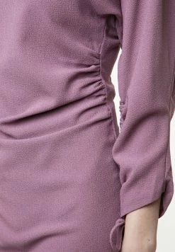 Madam-T Robe Fourreau - Rosa -Madam-T Soldes 2022 1c6c4034a94847b78b5dfb6047ace982