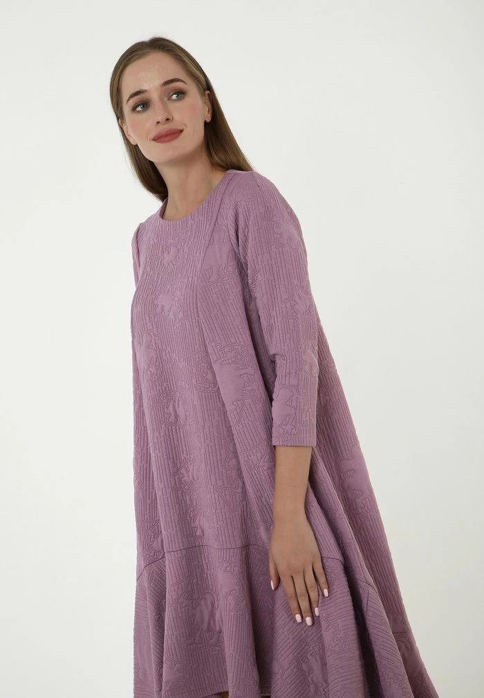 Madam-T MIA - Robe De Jour - Amethyst 7 Madam-T MIA - Robe De Jour - Amethyst – Image 7