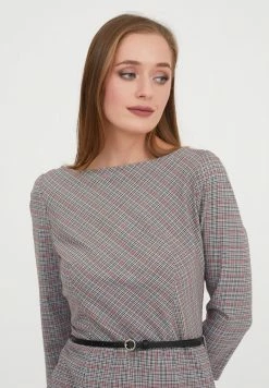 Madam-T MUARA - Robe Fourreau - Grüner Vogel/rosa 12 Madam-T MUARA - Robe Fourreau - Grüner Vogel/rosa -Madam-T Soldes 2022 263d12c637ab4bec98ebce02269e32ff