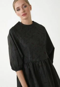 Madam-T ADAMASA - Robe De Jour - Wein Rot/grün 13 Madam-T ADAMASA - Robe De Jour - Wein Rot/grün -Madam-T Soldes 2022 27544b17170f49089c7925e23254dea1