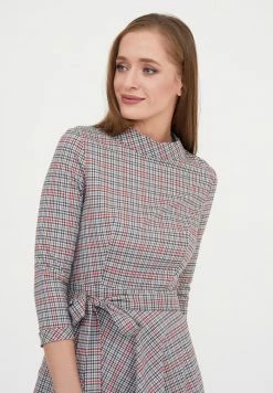 Madam-T SAMBRA - Robe De Jour - Grüner Zig/rot -Madam-T Soldes 2022 2c16df8ca84b4289803afeaa017dbd51