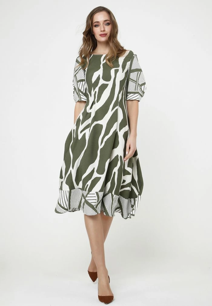 Madam-T KLEID ROBERTA - Robe De Jour - Khaki/weiß 2 Madam-T KLEID ROBERTA - Robe De Jour - Khaki/weiß – Image 2