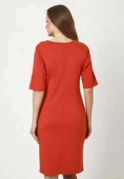 Madam-T Robe En Jersey - Terrakotta -Madam-T Soldes 2022 2c7b1e80c8694d989a85dc0010c19cba