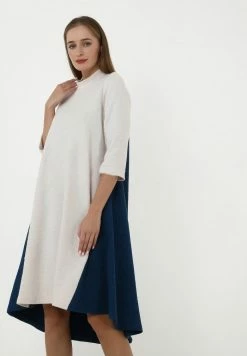 Madam-T Robe Pull - Creme Aqua