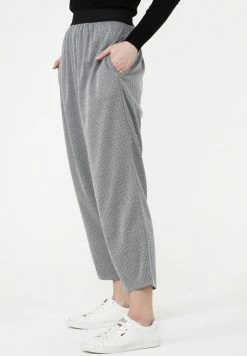 Madam-T HOSE CRETA - Pantalon Classique - Grau -Madam-T Soldes 2022 31f03b6967034abc8db25e25cd3816e1