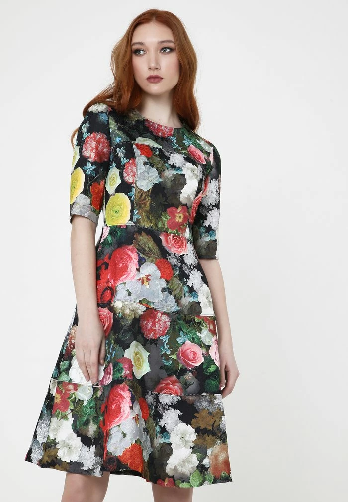 Madam-T Robe De Jour - Schwarz, Weiß 1 Madam-T Robe De Jour - Schwarz, Weiß