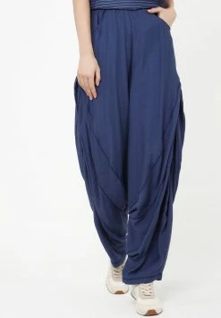 Madam-T Pantalon Classique - Blau