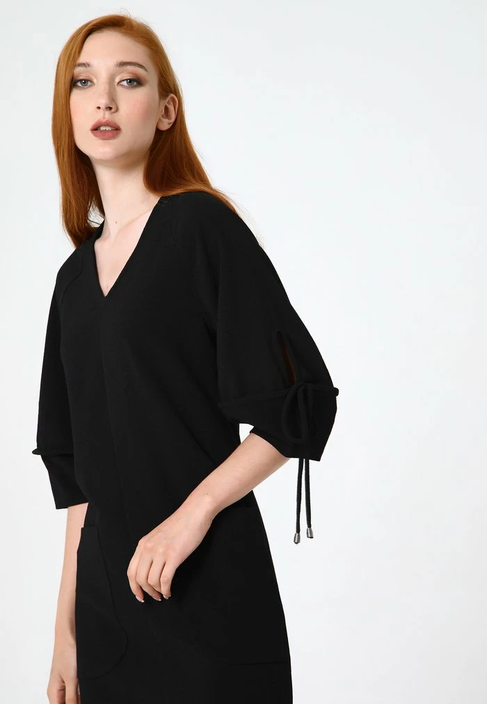 Madam-T Robe De Jour - Schwarz 6 Madam-T Robe De Jour - Schwarz – Image 6