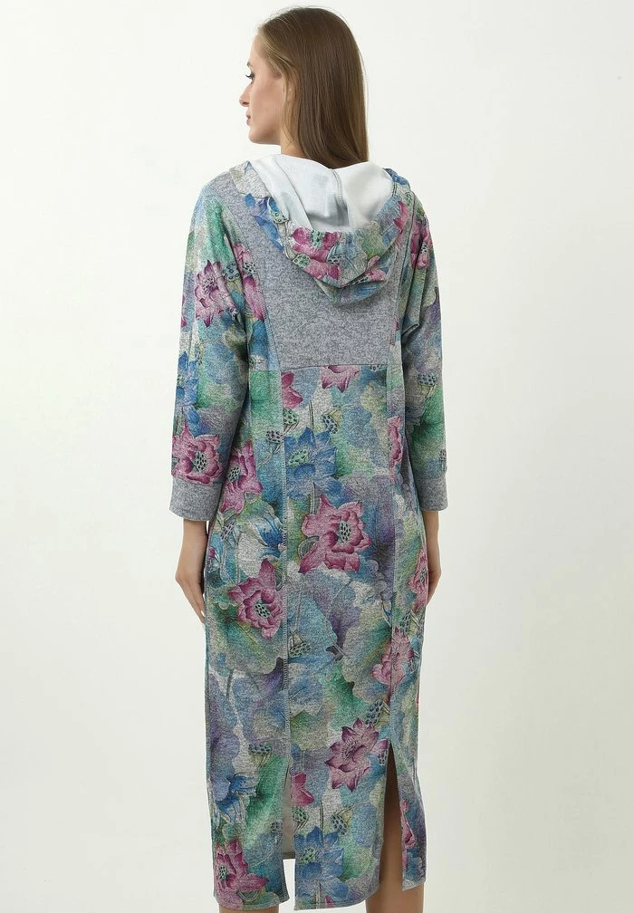 Madam-T ZLATA - Robe Fourreau - Hellblau/ Lila 3 Madam-T ZLATA - Robe Fourreau - Hellblau/ Lila – Image 3