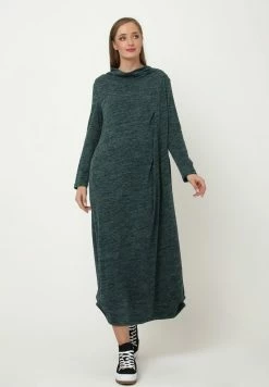 Madam-T Robe Pull - Grün