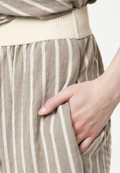 Madam-T CRETA - Pantalon Classique - Hellbraun 12 Madam-T CRETA - Pantalon Classique - Hellbraun -Madam-T Soldes 2022 3932cc462e5b40dc9f28c3bf807f49a7