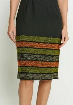 Madam-T NOELLA - Robe Fourreau - Schwarz, Orange -Madam-T Soldes 2022 3fe88c12495846fd94983513c5552e93