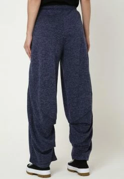 Madam-T HOSE POLLI - Pantalon Classique - Blau -Madam-T Soldes 2022 4041685edd034c6ea68c5bb3e27151a6