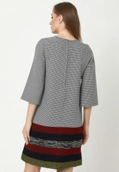 Madam-T MILANIKA - Robe De Jour - Grau, Rot -Madam-T Soldes 2022 4534771dde9f4b439019b04bede095ba