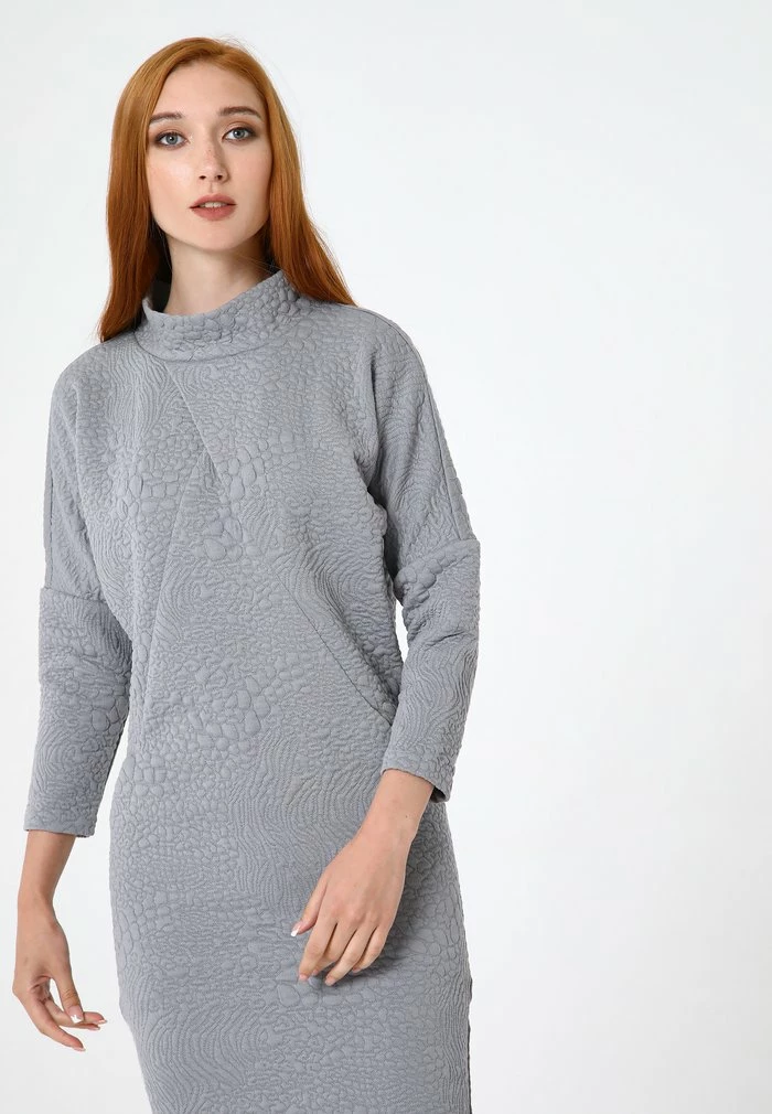 Madam-T Robe Pull - Grau 4 Madam-T Robe Pull - Grau – Image 4