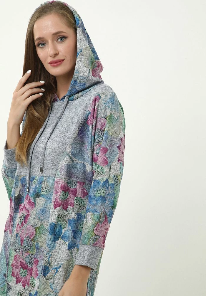 Madam-T ZLATA - Robe Fourreau - Hellblau/ Lila 6 Madam-T ZLATA - Robe Fourreau - Hellblau/ Lila – Image 6