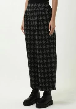 Madam-T GERDI - Pantalon Classique - Black -Madam-T Soldes 2022 490eb605b70244f0a76c0ffaa1d422c6