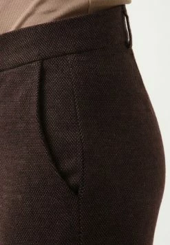 Madam-T ROZALIA - Pantalon Classique - Beige -Madam-T Soldes 2022 4b4ee7618e8148c098519c9accc542b6