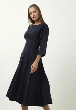 Madam-T MAGDALENA - Robe De Jour - Lila