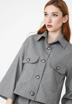 Madam-T Veste Légère - Grau -Madam-T Soldes 2022 4bea5b5276a44f25b5da7ce738aa6516