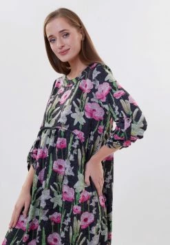 Madam-T SELINA - Robe De Jour - Bla Askk Rosa 15 Madam-T SELINA - Robe De Jour - Bla Askk Rosa -Madam-T Soldes 2022 4c3f41a994f24986a40f2a8479445799