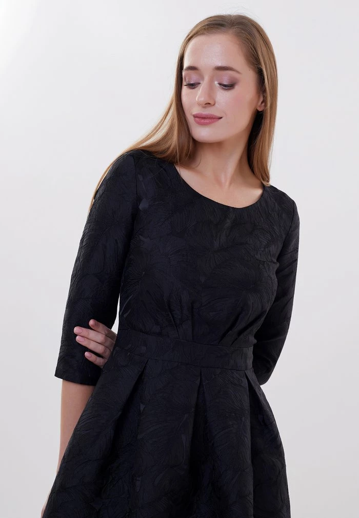 Madam-T AHNA - Robe De Jour - Neue Fragen 4 Madam-T AHNA - Robe De Jour - Neue Fragen – Image 4