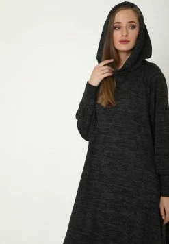 Madam-T Robe Pull - Schwarz -Madam-T Soldes 2022 4d4bf5f240dd4d2e9729ca54691ecc9a