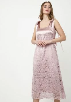 Madam-T Robe De Soirée - Lavendel Rosa 16 Madam-T Robe De Soirée - Lavendel Rosa -Madam-T Soldes 2022 5075490948844cfbaf34535a4b4f796a
