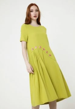 Madam-T SARINDA - Robe De Jour - Mustard Yellow