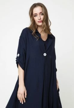 Madam-T GILBERTA - Robe Chemise - Blau 11 Madam-T GILBERTA - Robe Chemise - Blau -Madam-T Soldes 2022 53ed60b3b4bd438bbcf5d8d54ea7c244