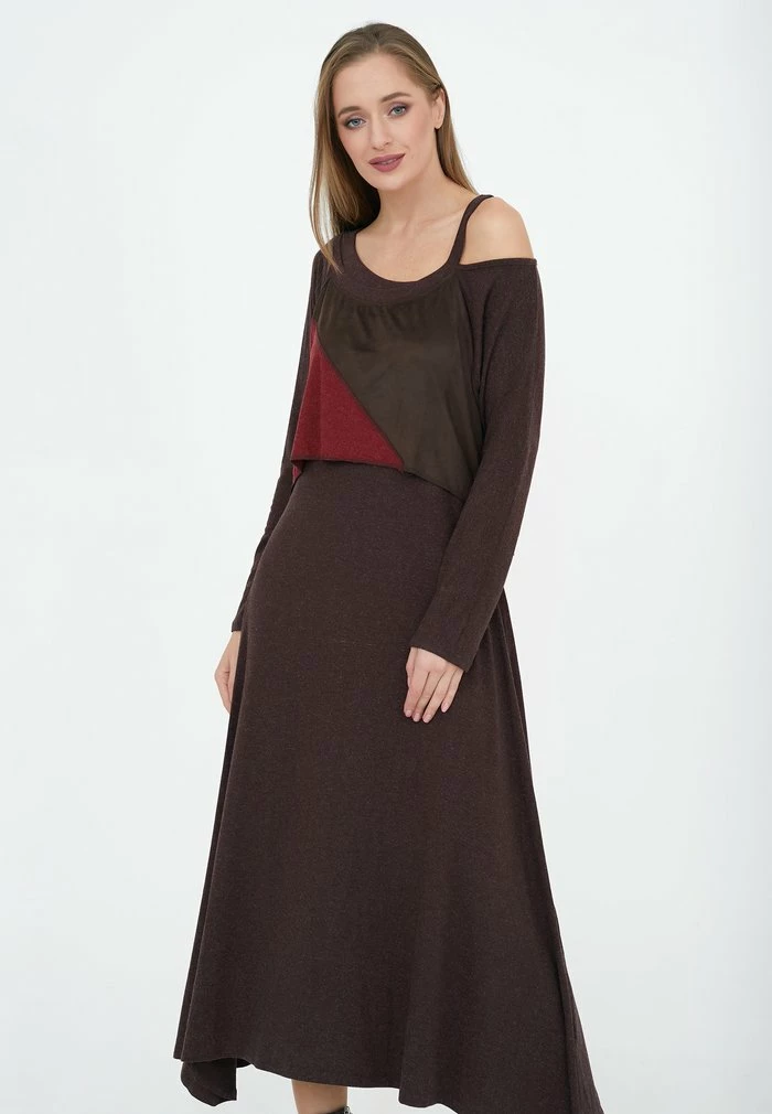 Madam-T KALATANA - Robe De Jour - Die Besetzung, Emanine Red 7 Madam-T KALATANA - Robe De Jour - Die Besetzung, Emanine Red – Image 7