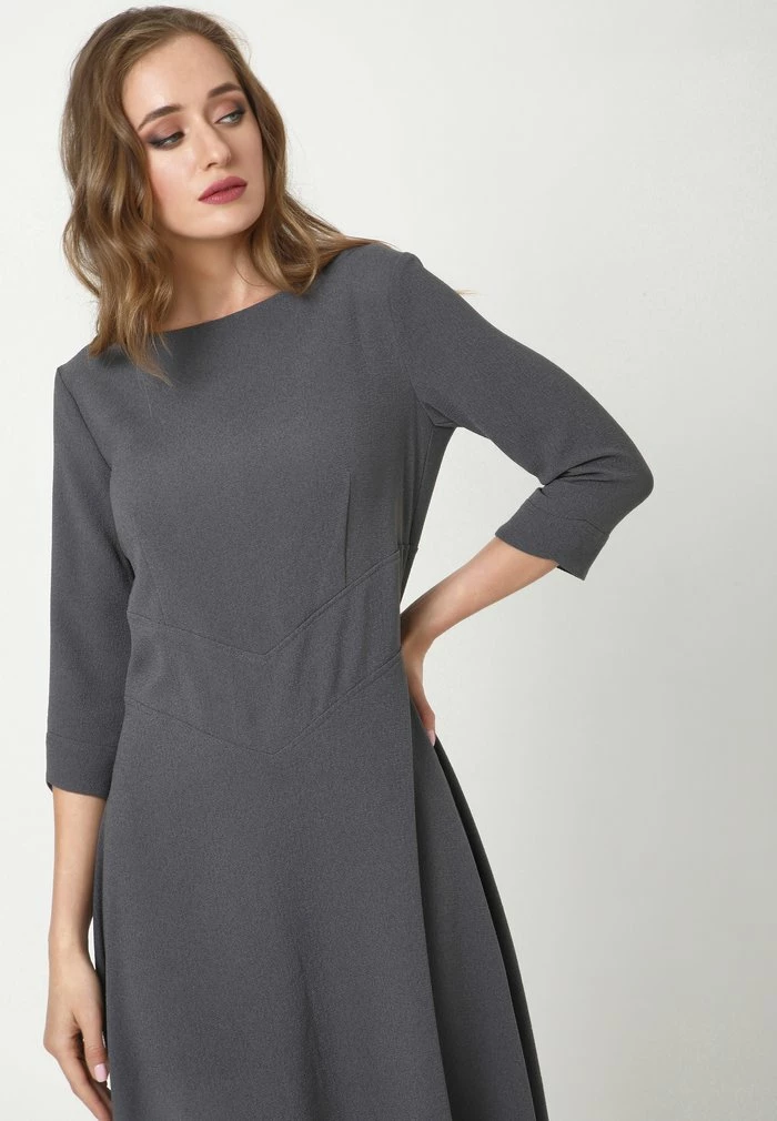 Madam-T Robe De Jour - Dunkelgrau 4 Madam-T Robe De Jour - Dunkelgrau – Image 4