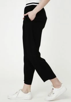 Madam-T Pantalon De Survêtement - Schwarz 14 Madam-T Pantalon De Survêtement - Schwarz -Madam-T Soldes 2022 5a807c471854420294a0253870a51068